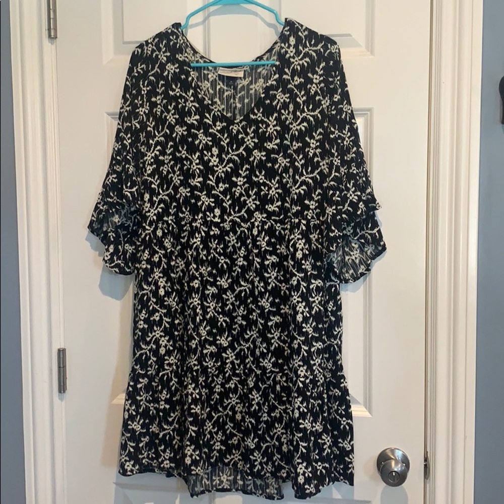 Universal Thread Black + White Sundress